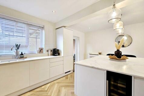 8cf3f2ab-eebf-4584-8f04-009485e5a97c