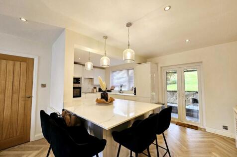 2921cad4-50d1-40c7-8994-80c0563b01fc