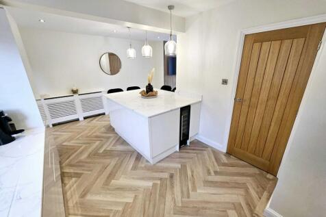 548d91ed-c1a3-4ff4-a8ce-bb68f48c6022