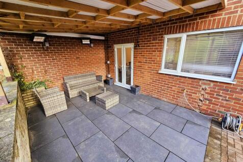 e6ffbd3c-b067-4e62-9399-faabacf695fd