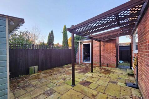 e8b5c27c-93a6-4c20-bcf2-c8996e213f4d