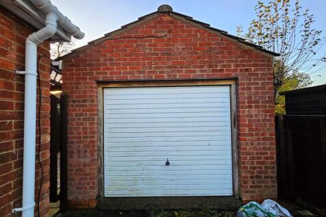 ebae1151-4f59-41e1-a26a-5799bbf18e21