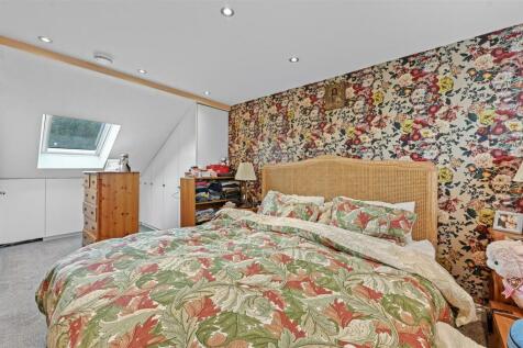 Main Bedroom 1.JPG