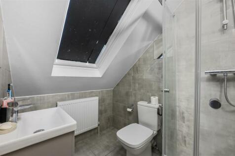 Loft Bathroom.JPG