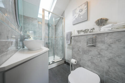 Bedroom 2 En Suite