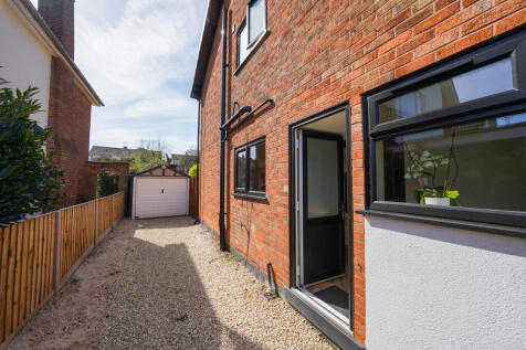 Side/Garage