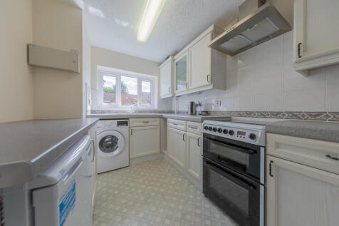 11-Broughton-Close-10-Hi-Res