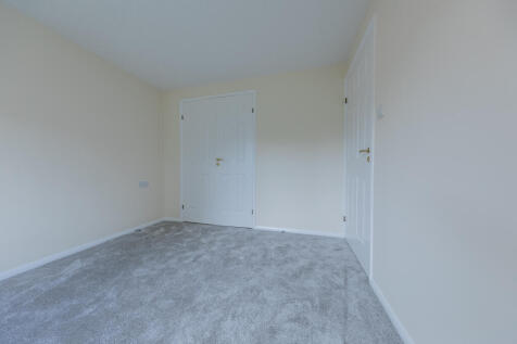 11-Broughton-Close-5-Hi-Res