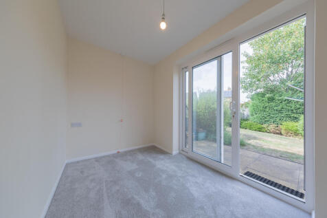 11-Broughton-Close-9-Hi-Res