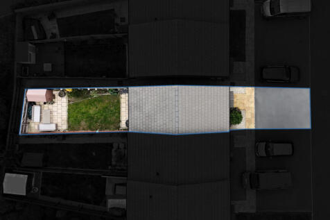 dji_fly_20250926_164718_0013_1759135161627_photo