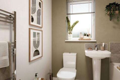 Main bedroom with shower over bath