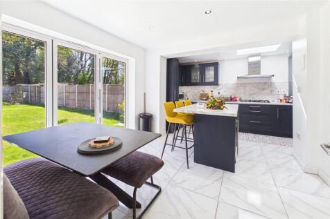 Dining/Kitchen