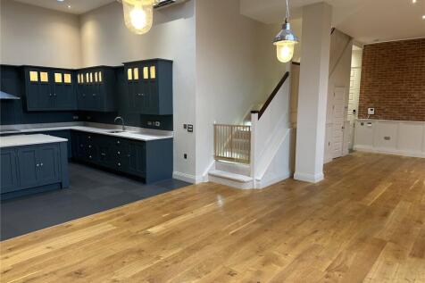Kitchen / Living