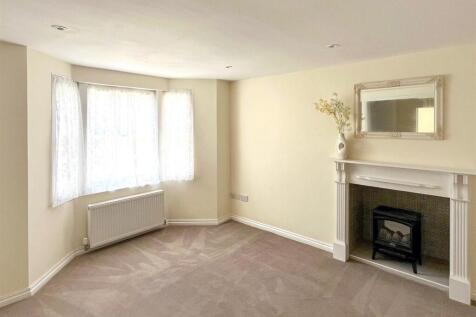 Living room 2.jpg