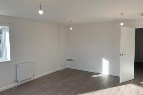 Living area 2.jpg