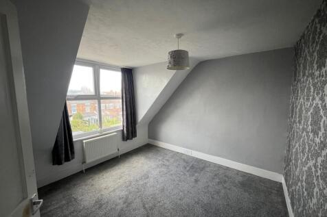 Bedroom 4.jpg