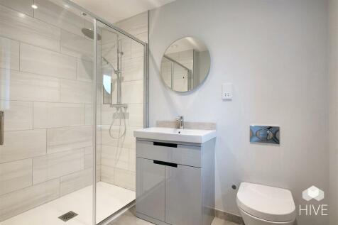 Bedroom 1 en-suite