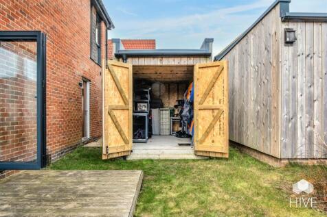 Storage shed