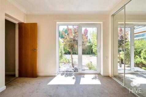Principal bedroom