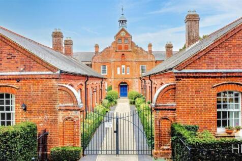 Barton Hall, Fordingbridge