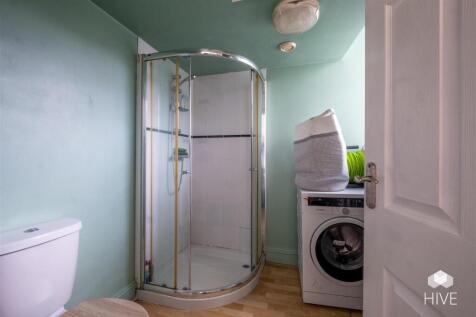 Ensuite shower