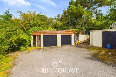 Double Garage