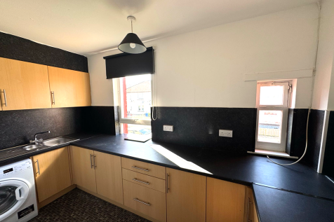4. Kitchen 1