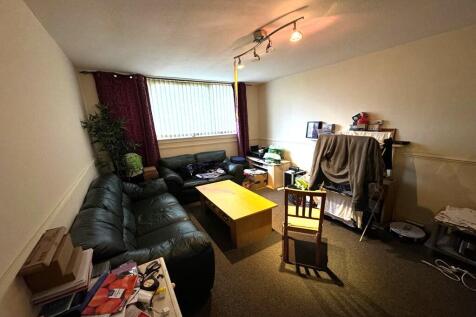 2. Lounge.jpeg
