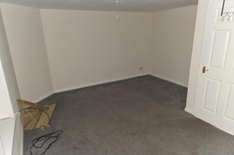 2. Lounge 1
