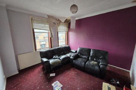 2. Lounge