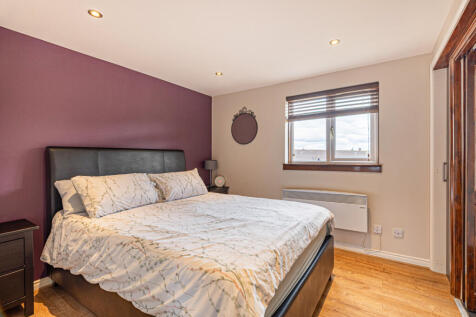 18_2025_4_23T14_04_65Flat 13, 10 Riverview Gardens