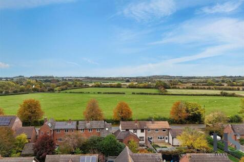 dji_fly_20251013_145056_0835_1760381917432_photo.j