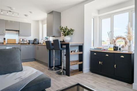 Pictor Drive 2 bedroom flat for sale by Guildcrest