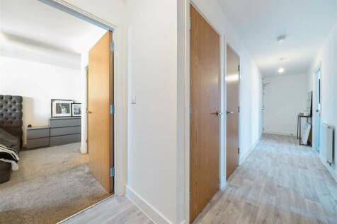 Pictor Drive 2 bedroom flat for sale by Guildcrest