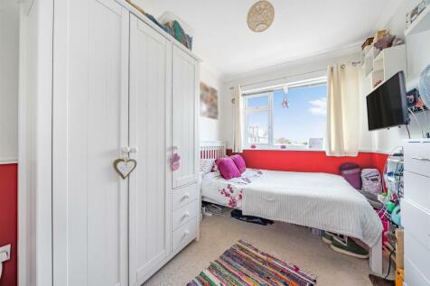 St Benets Road for sale by Guildcrest Estates - th