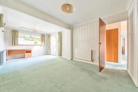 Bradstow Way 2 Bedroom Bungalow Broadstairs - Bedr