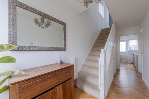 3 bedroom home for sale in Alicia Avenue Margate b