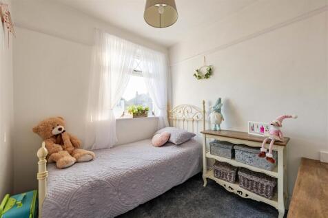 Orchard Road, Westbrook - 4 bedroom semi detached 