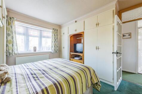 2 bedroom bungalow for sale in Margate by Guildcre