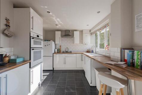 Guilton, Ash, bedroom semi detached home for sale 