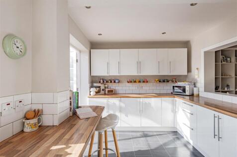 Guilton, Ash, bedroom semi detached home for sale 