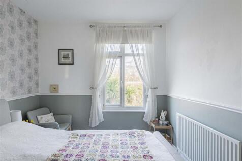 Guilton, Ash, bedroom semi detached home for sale 