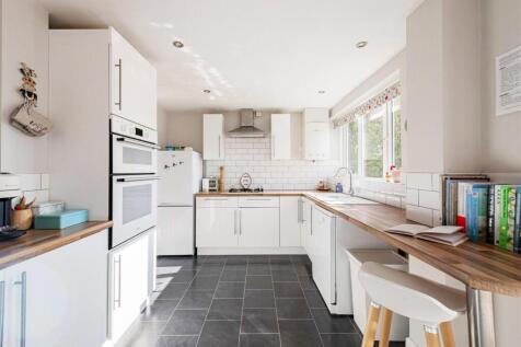 Guilton, Ash, bedroom semi detached home for sale 