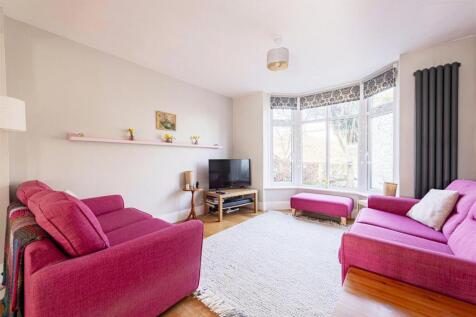 Guilton, Ash, bedroom semi detached home for sale 