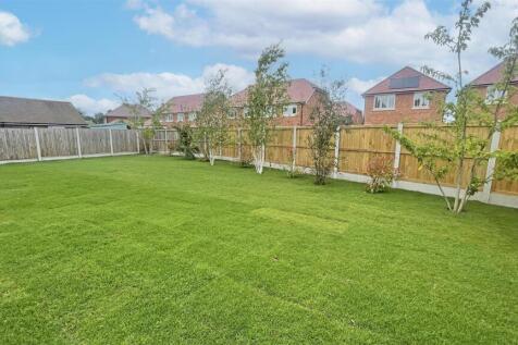 Plot 4 Rear Garden.jpg