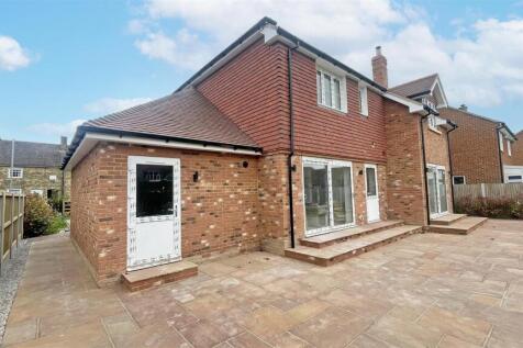 Plot 4 Patio.jpg