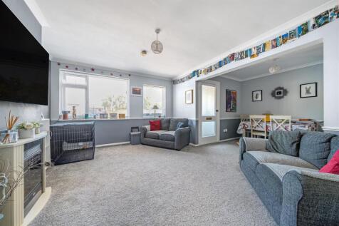 St Benets Road for sale by Guildcrest Estates - li