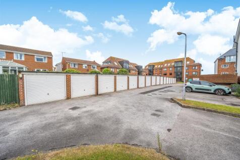 St Mildreds Gardens 2 Bedroom Apartment - Garage