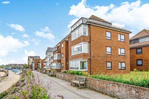 St Mildreds Gardens 2 Bedroom Apartment -  Externa
