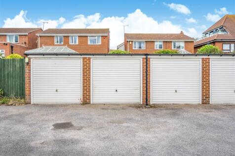 St Mildreds Gardens 2 Bedroom Apartment - Garage